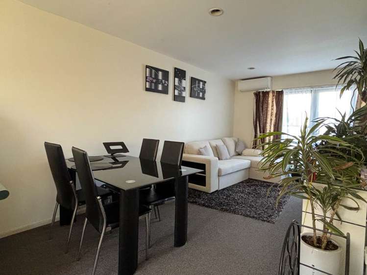 8/29 Rossmay Terrace Mount Eden_3