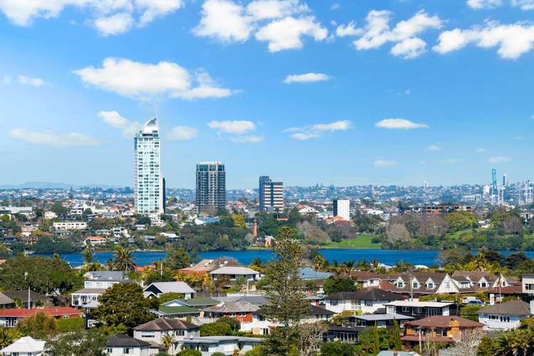 1/2 Dewsbury Terrace Castor Bay_6