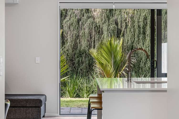 65 Roundel Crescent Whenuapai_8