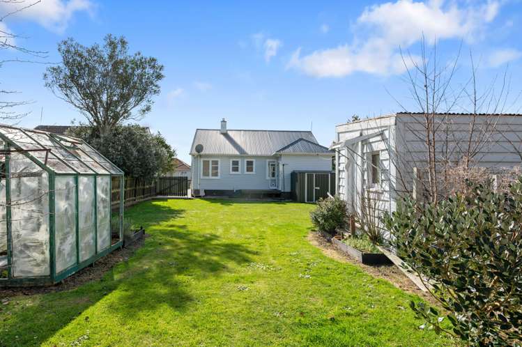 8 Wallace Crescent Glenholme_12