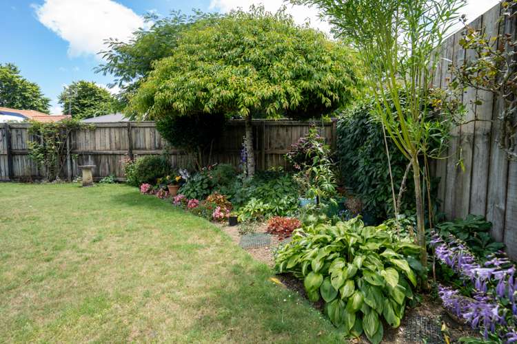 6 Alley Place Leamington_16