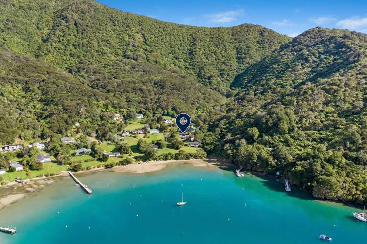 Lochmara Bay Lochmara Bay_4