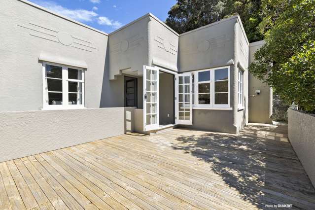 HOME & INCOME IN THE HEART OF IT ALL