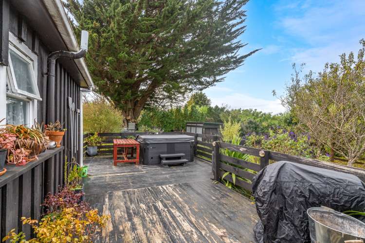 39 Western Lake Road Featherston_15