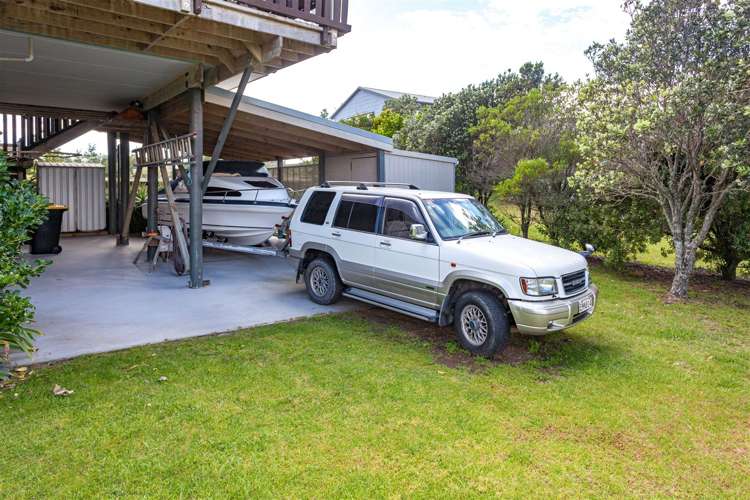98 Ocean Beach Road Tairua_17