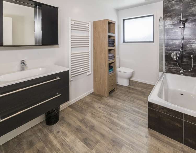 56 Sherwin Avenue Albert Town_13