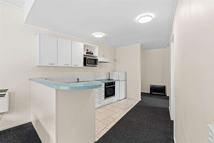 17-19 Pharazyn Street Melling_8
