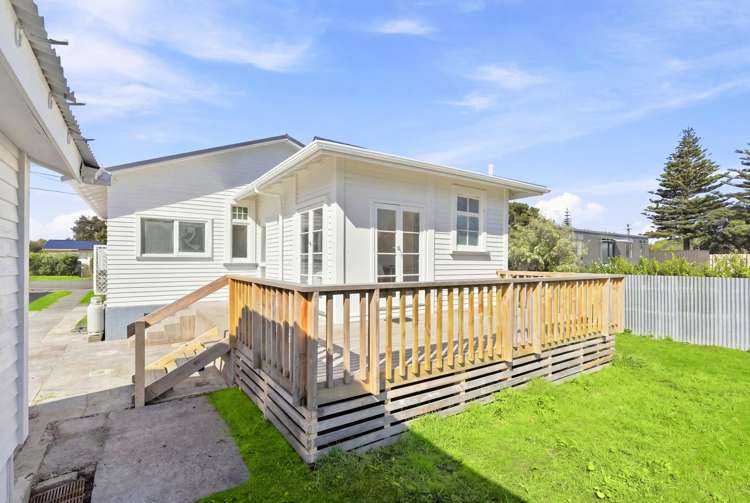 1 Karewa Street Castlecliff_17