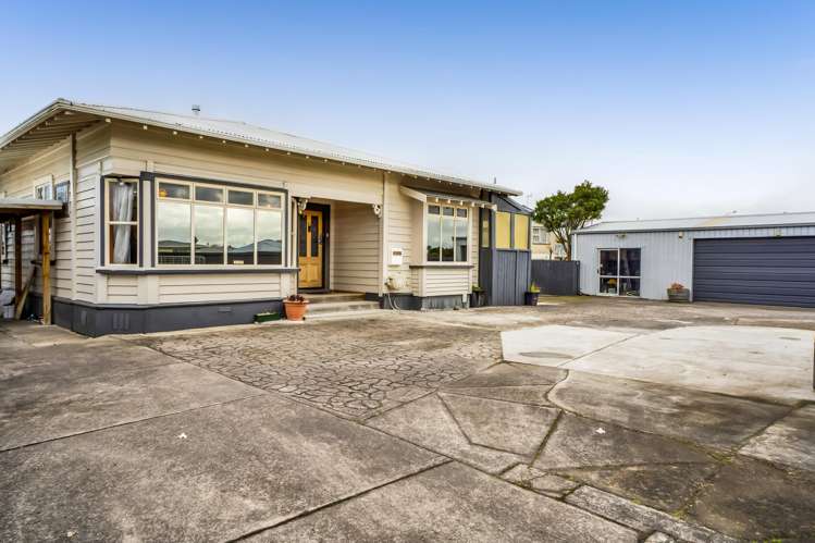 231 Glover Road Hawera_22