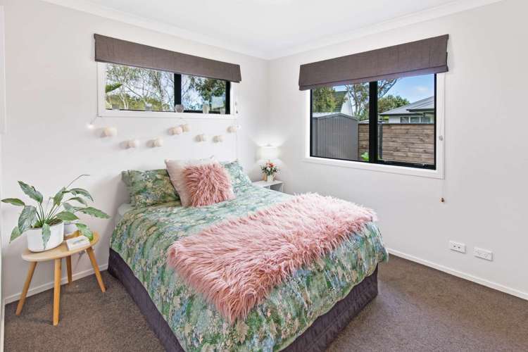 17 Tirimoana Place Otamatea_12