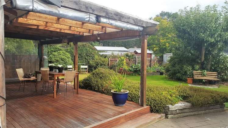 15 Reid Avenue Luggate_10