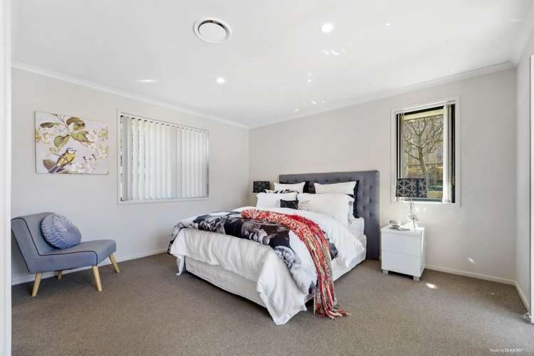 37 Sunningdale Street Wattle Downs_16