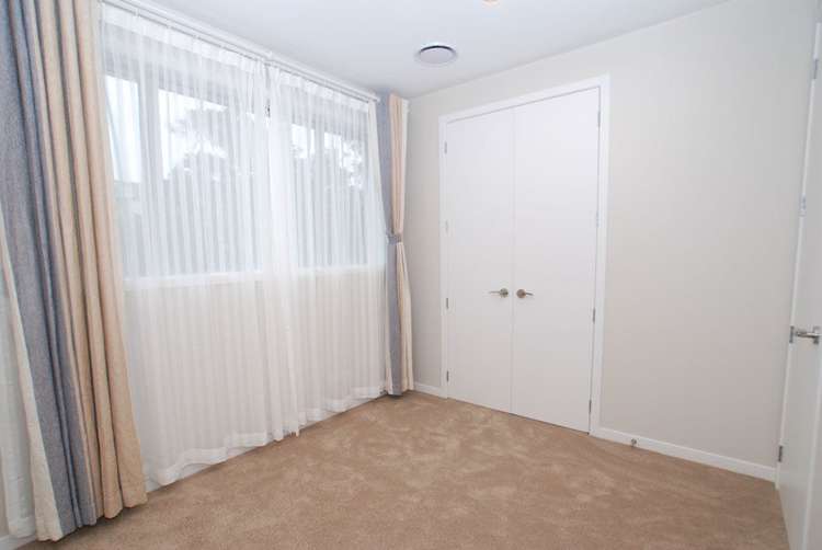 59 Bernard Magnus Lane Greenhithe_5