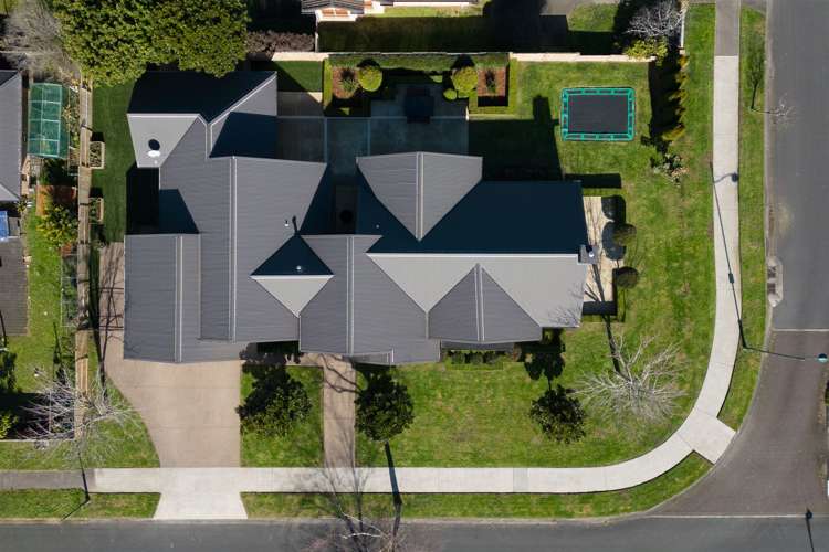 69 Wiltshire Drive Huntington_32