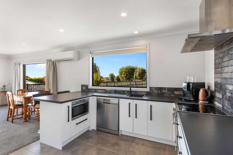 127 Junction Road Mangorei_11