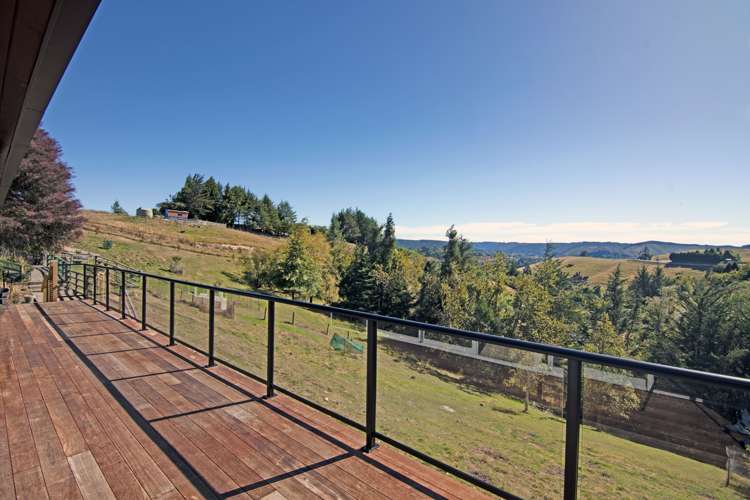 98 Totara View Road Wakefield_3