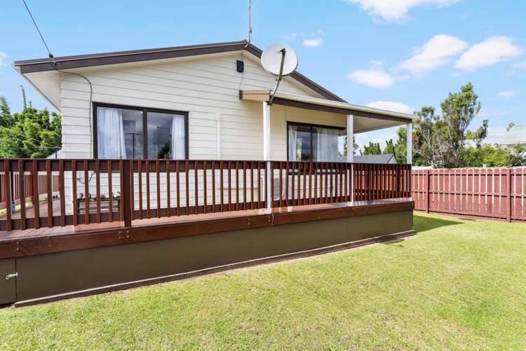 2/45 Sabulite Road Kelston_1