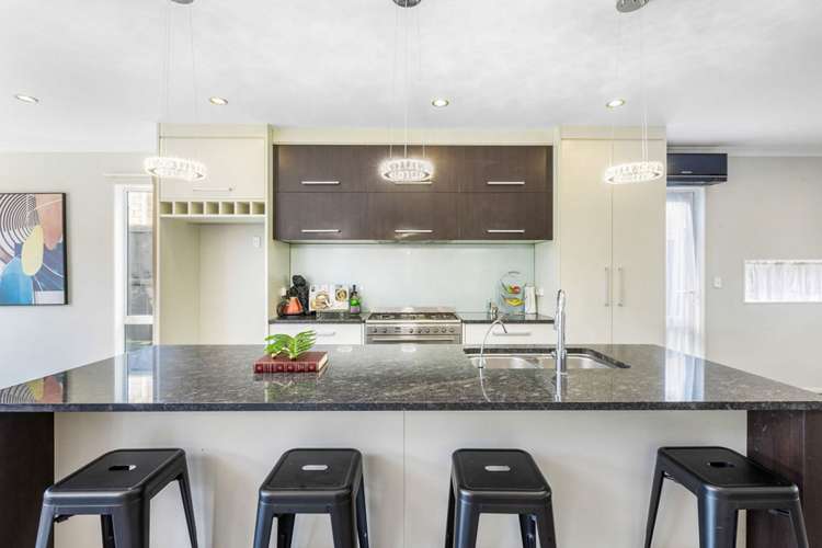 8 Andy Crescent Flat Bush_4