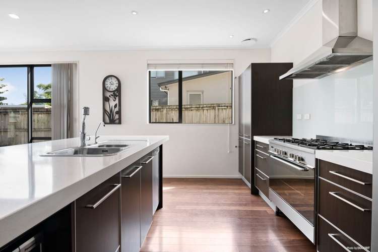 9 Oak Bark Drive Schnapper Rock_9