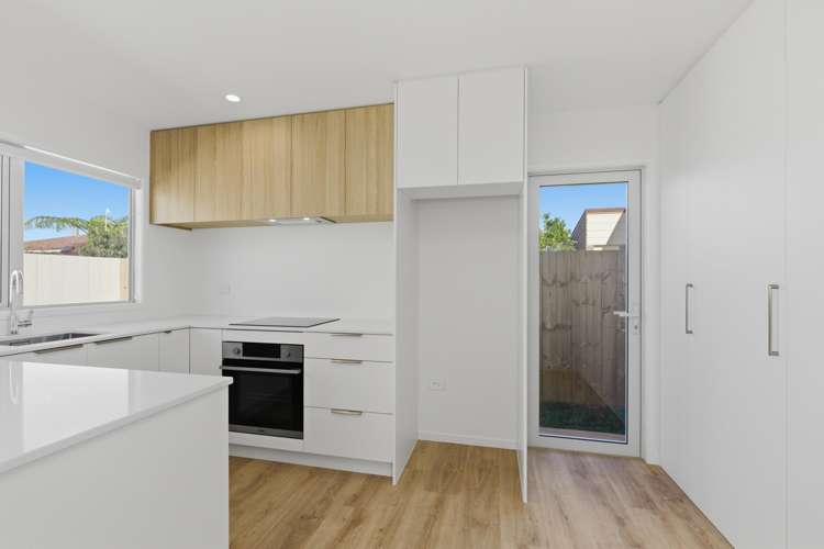 2/69A Cameron Road Te Puke_11