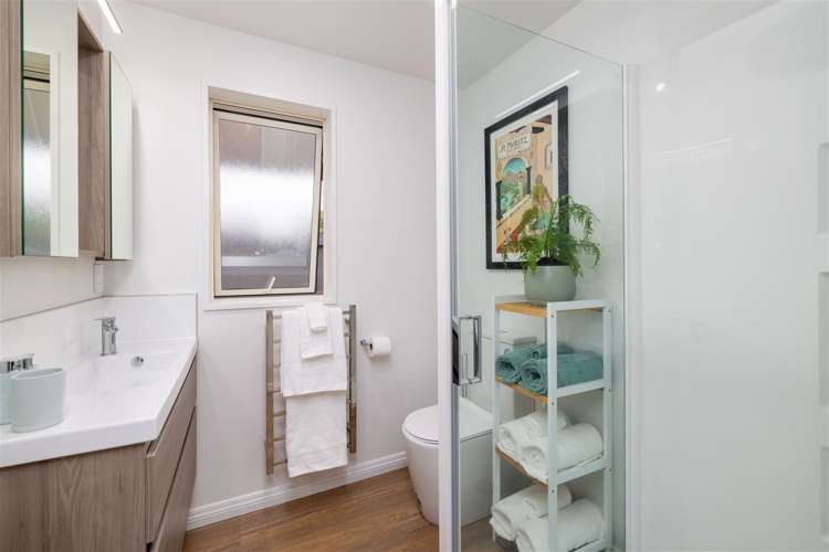 36 Mcmahon Drive Aidanfield_17