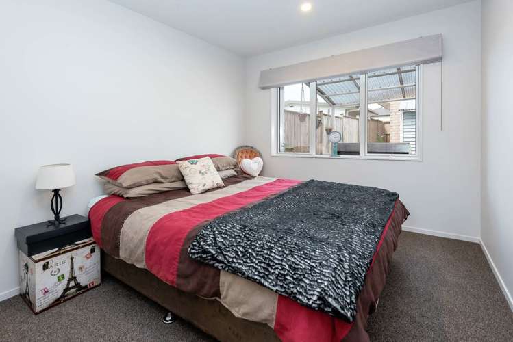 48 Pencaitland Drive Flat Bush_15
