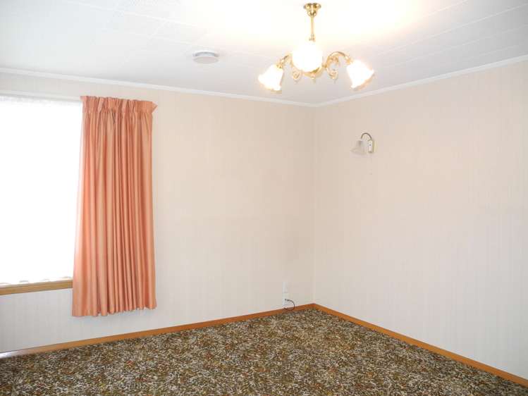 2/35 Dee Street Seaview_7