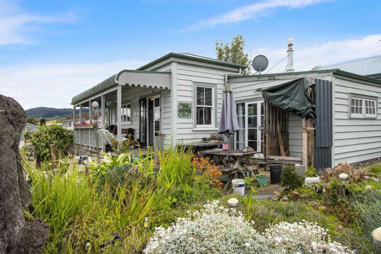 10 Gladstone Road Waihi_13