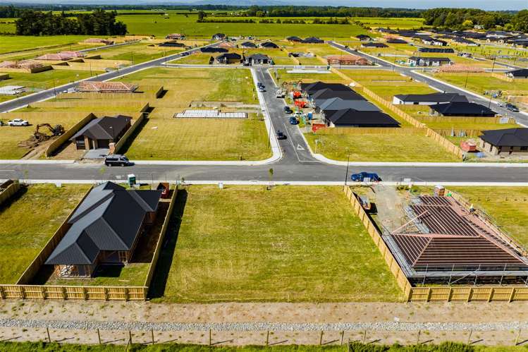 49 Stackwood Avenue Woodend_5