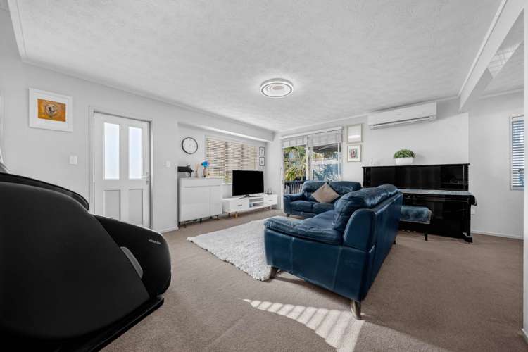 2/116 Bradbury Road Highland Park_4