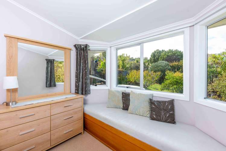 1 Waianga Place Omapere_21