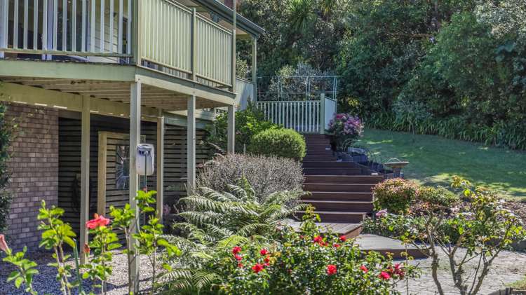 4 Careen Grove Gulf Harbour_26