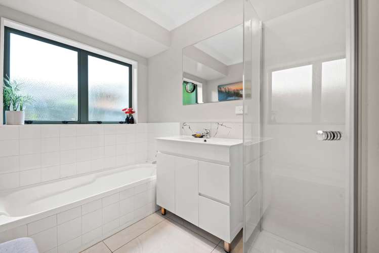 10 Secoia Crescent Mangere_12