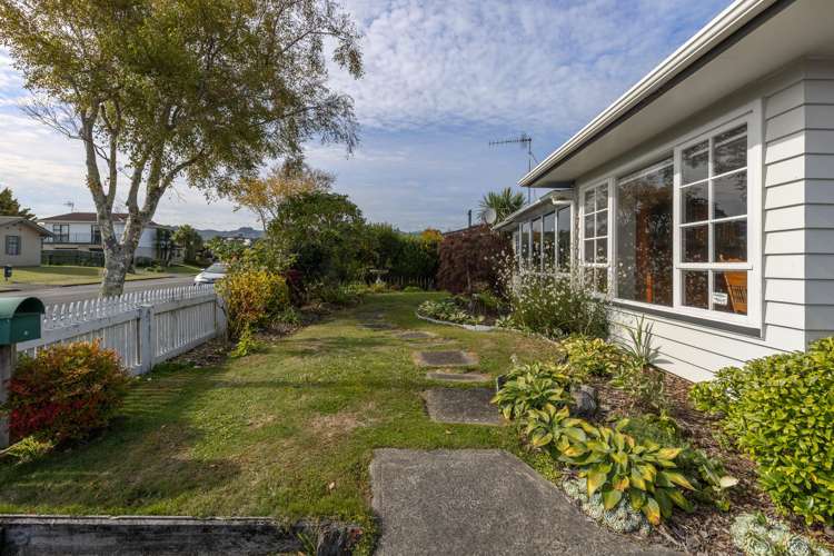 74 Kennedy Drive Levin_28