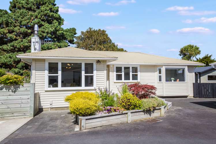 21 Burns Grove Trentham_21