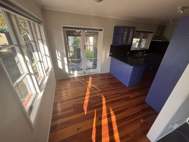 7 Rixon Place Te Atatu Peninsula_3