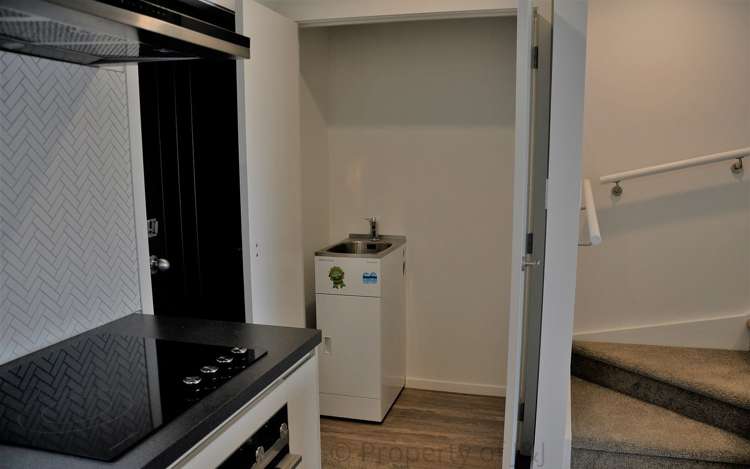 14/9 Surrey Street Tawa_7