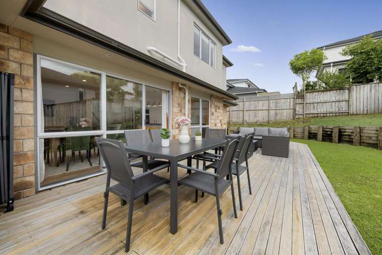 19 Gibbston Crescent Flat Bush_11