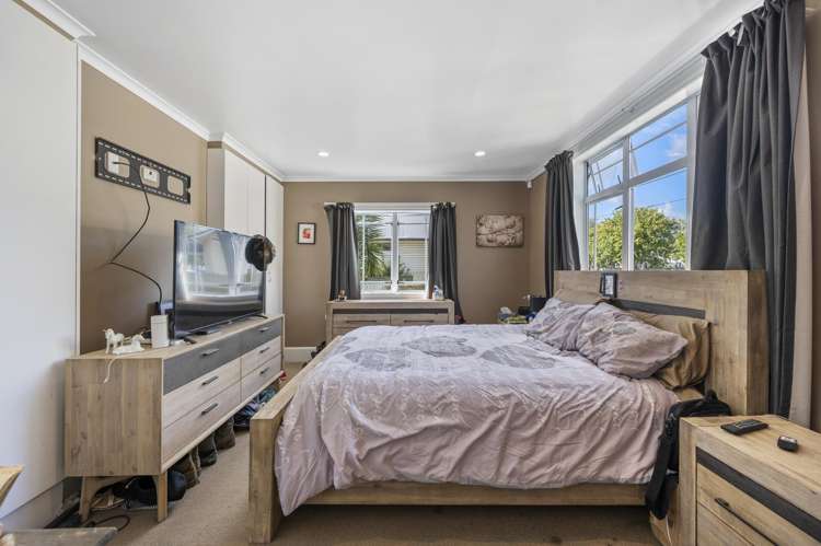 813 Oliphant Road Raureka_6