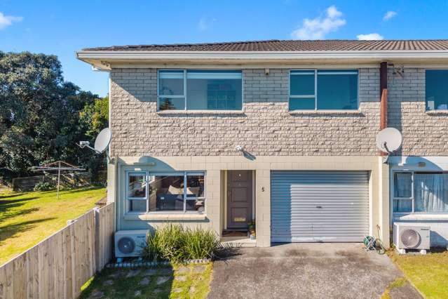 Serious Space In The Heart Of Glen Eden