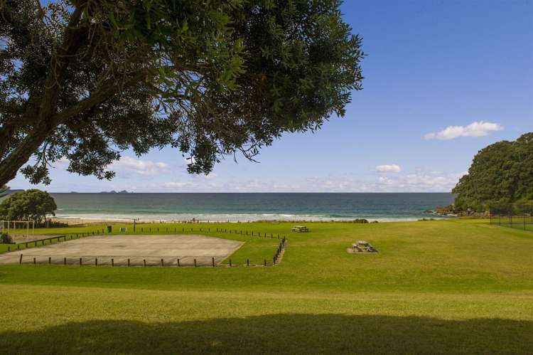 119 Oratia Place Onemana_42