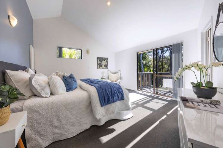 156 Laingholm Drive Laingholm_15