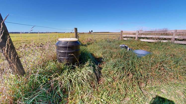 171 Wards Road Chertsey_20