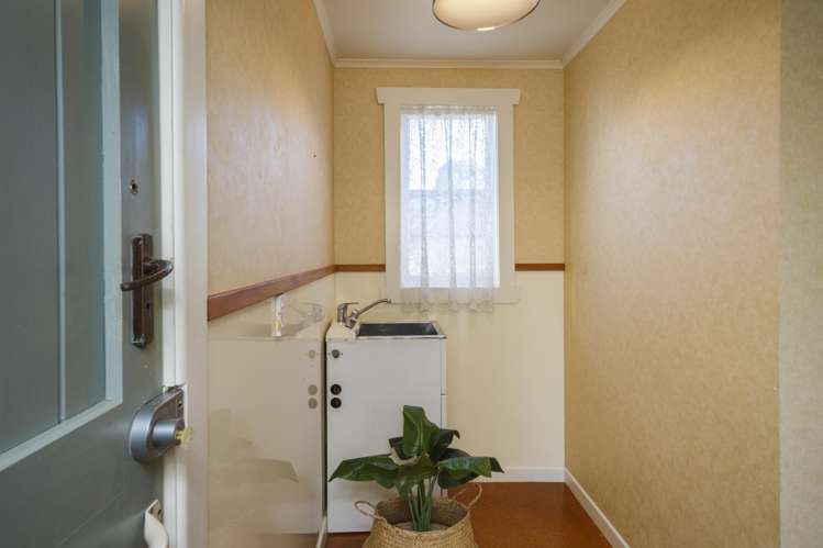 170 Ferguson Street West End_14