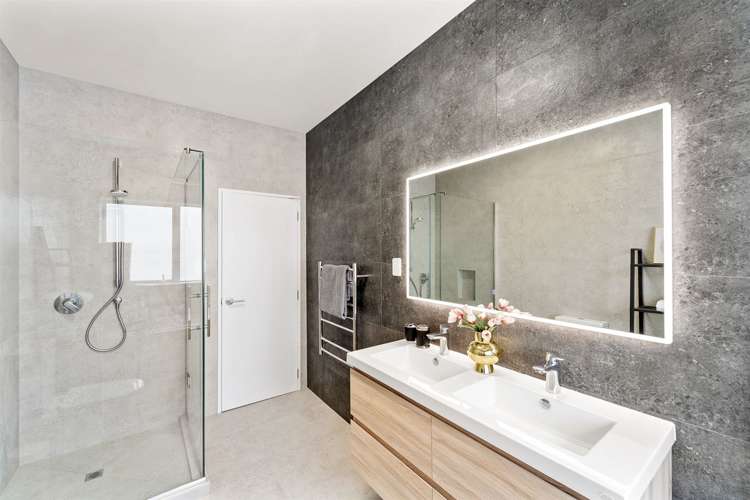 7 Marlin Street West Harbour_27