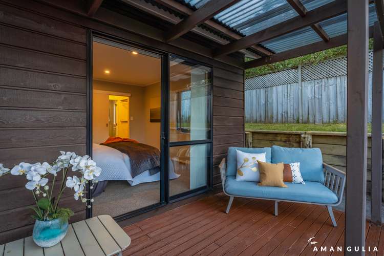 2/26 Unsworth Drive Unsworth Heights_11