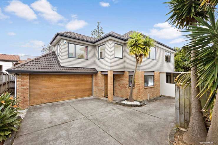 A three-bedroom brick and tile home on Stratford Road, in Manurewa, Auckland, sold under the hammer for $872,000 - below the <imgm CV. Photo / Supplied