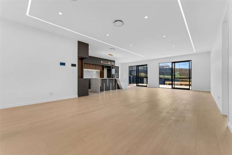 4 Hutukawa Drive Beachlands_21