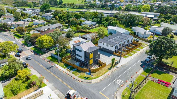 2a Milich Terrace Te Atatu South_24