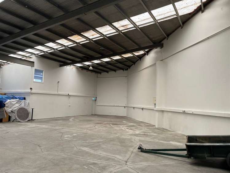 Unit 8, 44 Clarence Street South Addington_4